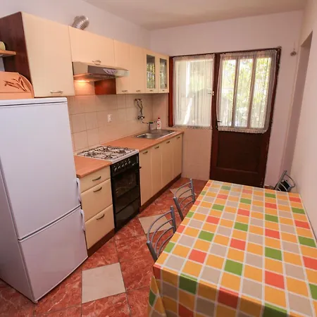 Robinson Stevica * Zarače