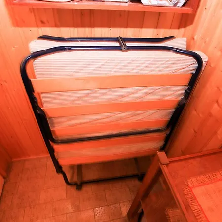 Robinson Stevica アパート Zarače