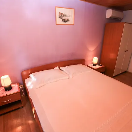 Robinson Stevica Zarače