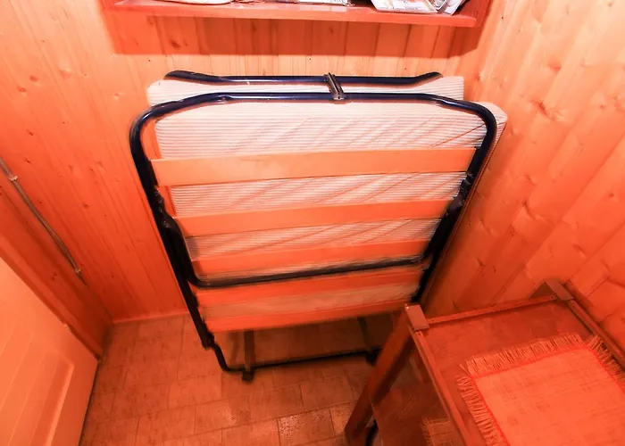 Robinson Stevica Apartment Zarače